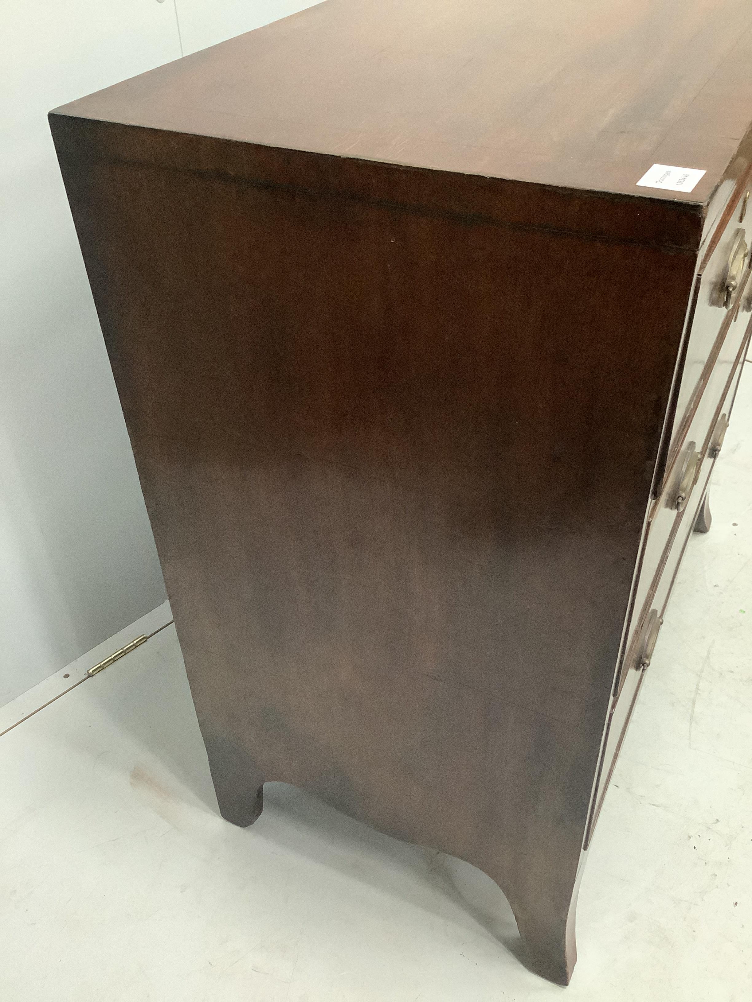 A Regency mahogany chest of four drawers, width 90cm, depth 48cm, height 92cm